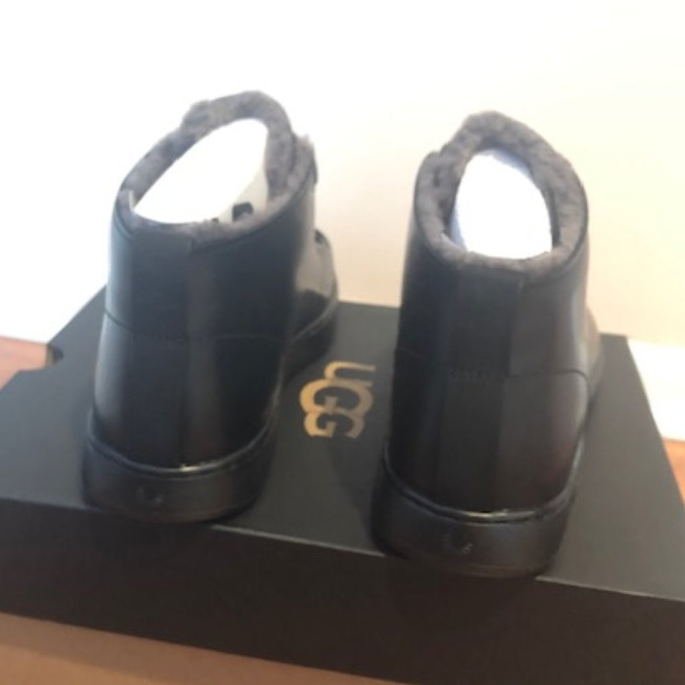 UGG Pismo black leather sneaker. Size: 9, 10 - Picture 7 of 10